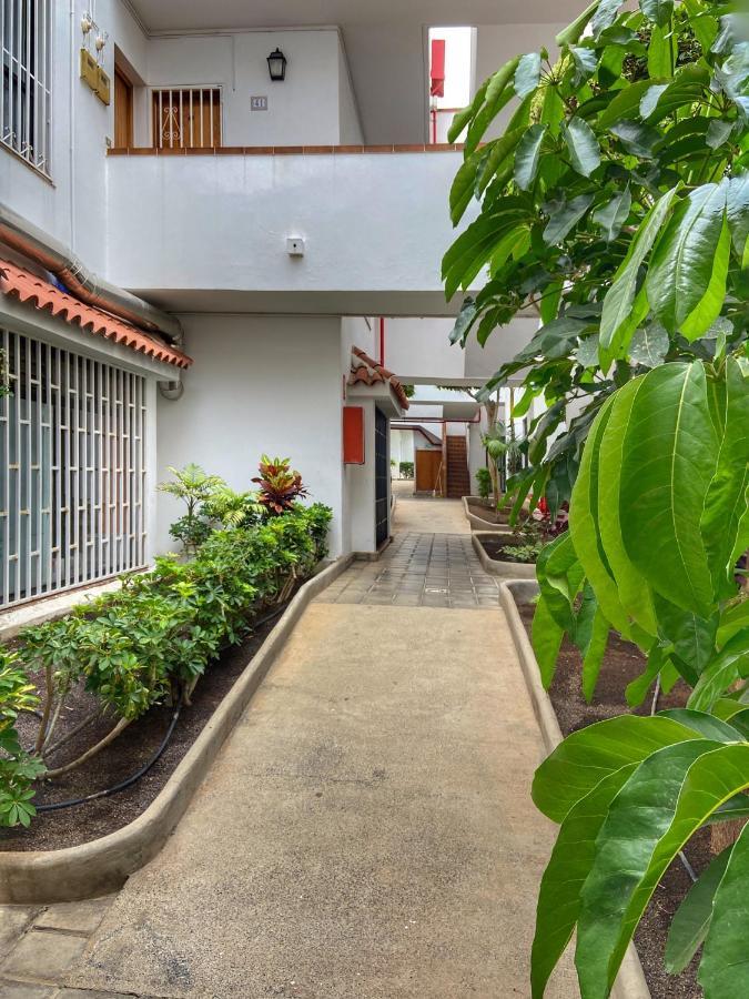 1 Bed Los Cristianos Near The Bus Station Arona (Tenerife) Exterior foto